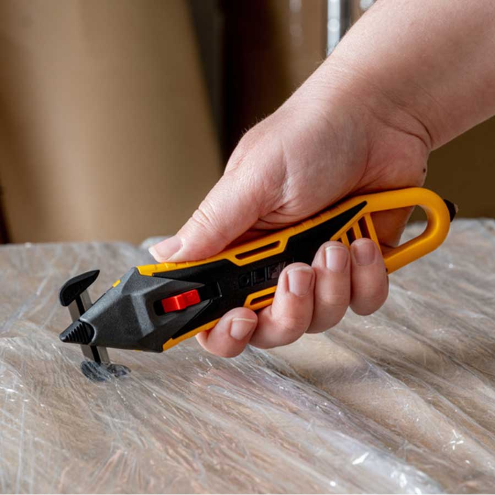 Safety knives