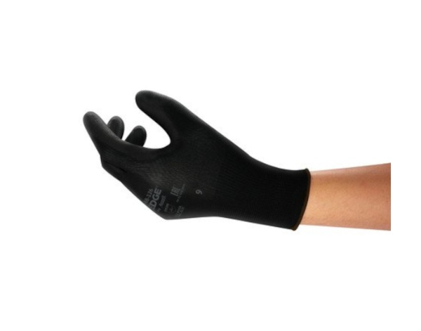 edge-48-126-black-product-emea---u-card.jpg